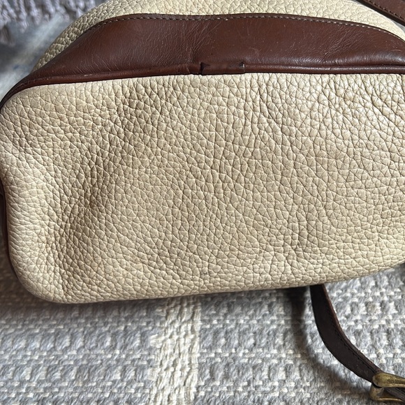 Vintage Dooney and Bourke bucket bag small - Picture 6 of 11